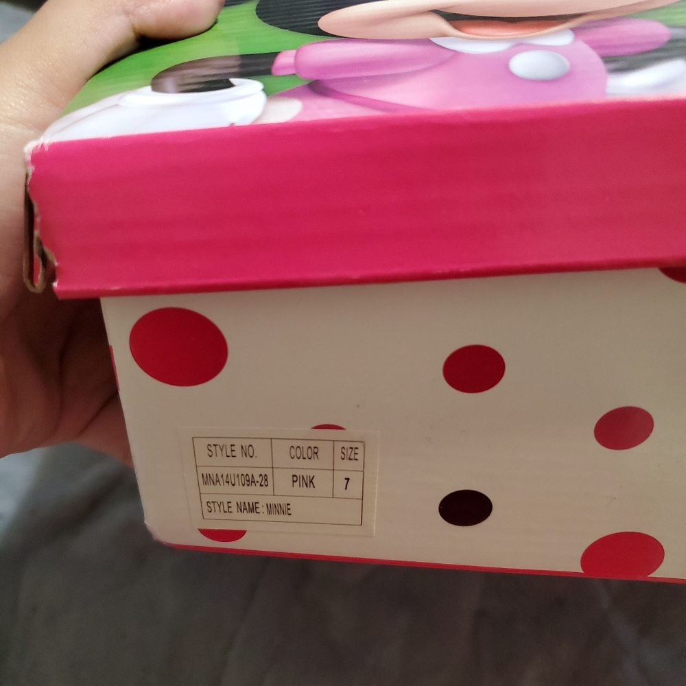 Minnie mouse snow boots - Picture 3 of 3